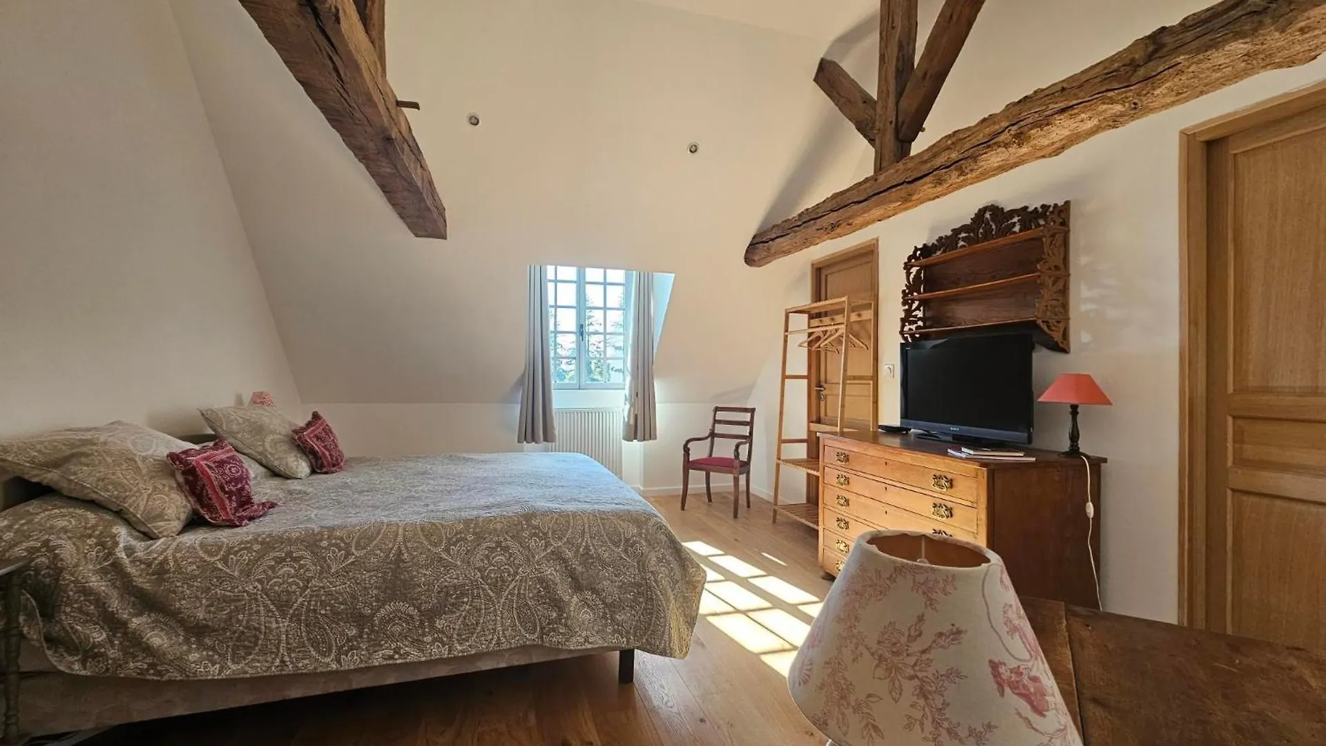 Manoir De La Garaye - Suite Parentale Taden Bed & Breakfast