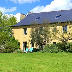 Maison d'hôtes Manoir De La Haute Couplais, Romille