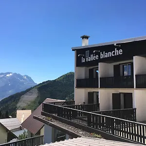  Hotel La Vallee Blanche Bikehotel France